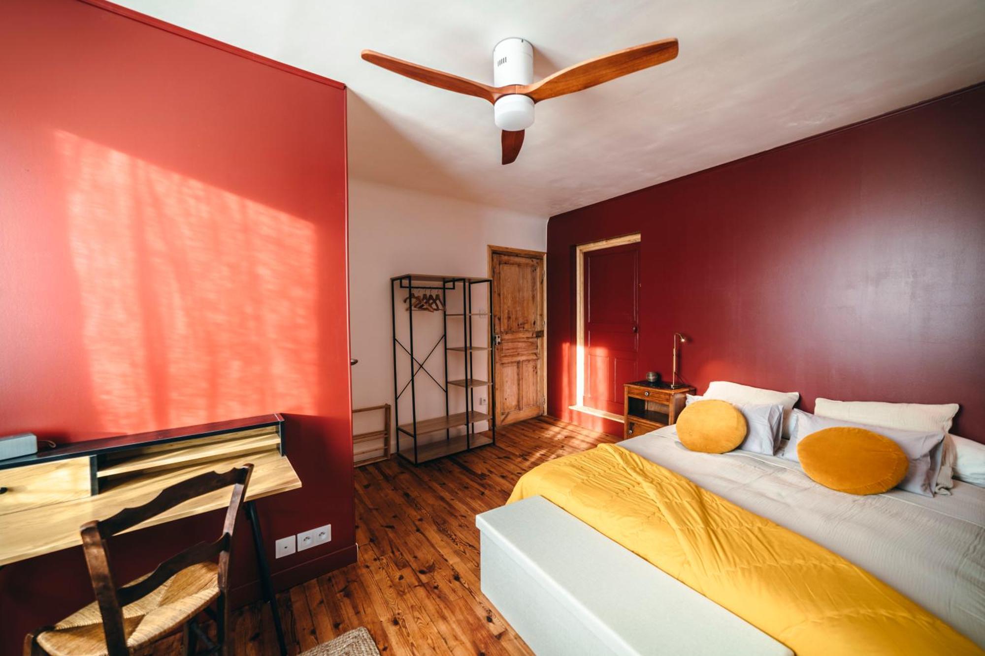 Appartement Cosy Au Coeur Du Village - Le Segala Montbazens ภายนอก รูปภาพ