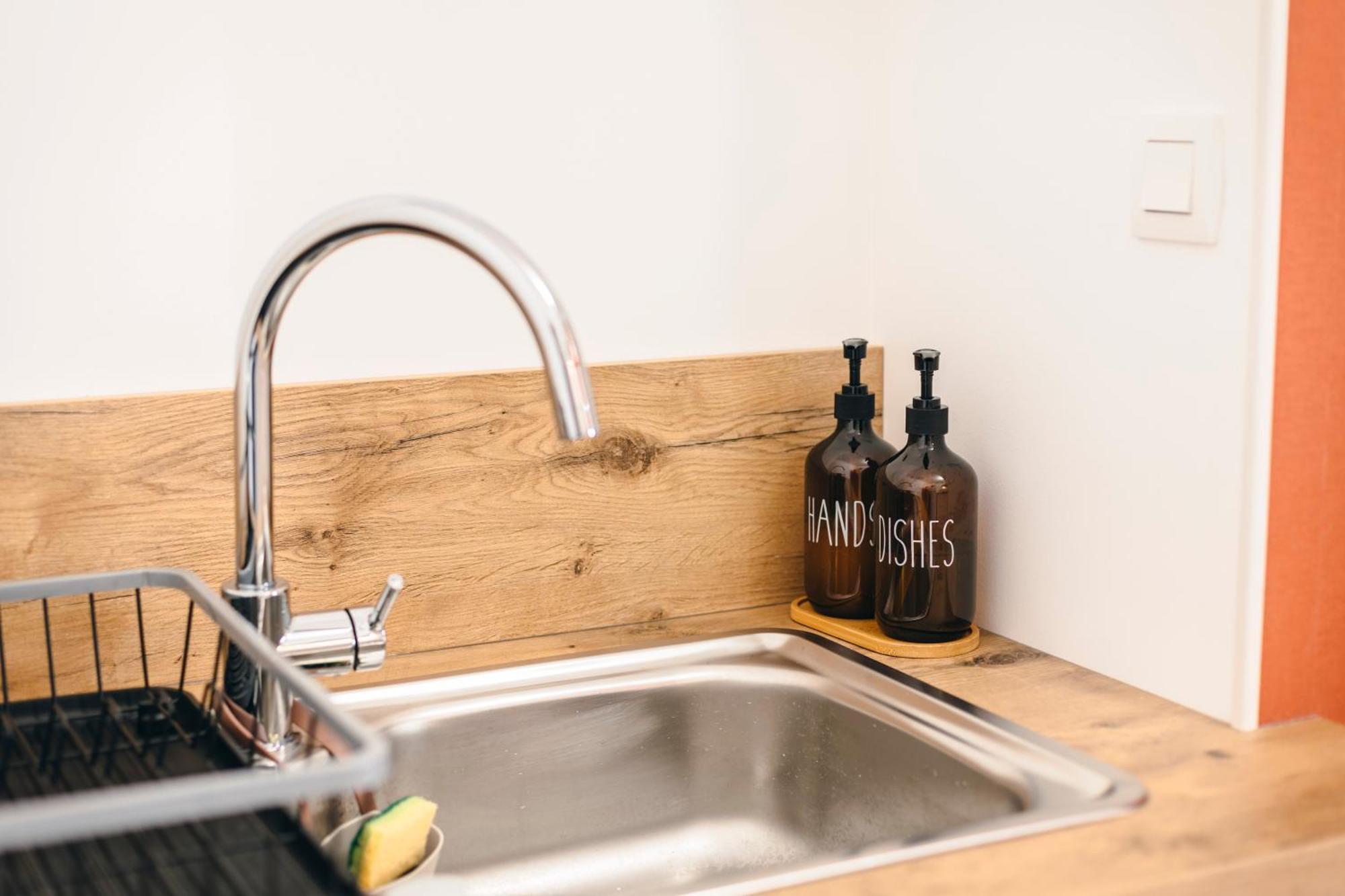 Appartement Cosy Au Coeur Du Village - Le Segala Montbazens ภายนอก รูปภาพ